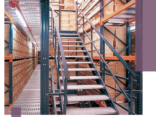 Лестницы складские прочные и безопасные под ключ в Рыбинске