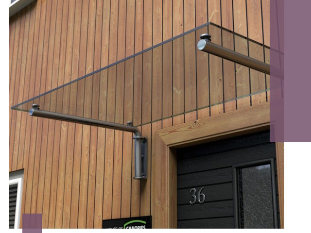 Стеклянные козырьки на входы и фасады в Рыбинске