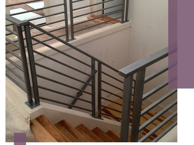 Изготовление поручней из металла и дерева в Рыбинске