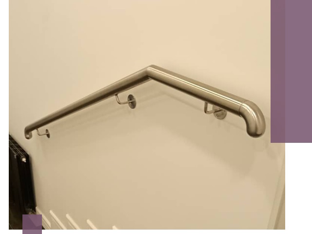 Изготовление пристенных поручней в Рыбинске под ключ за сроки